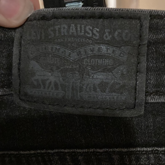 Womens Levi’s 725 High Rise Skinny 31 - Picture 5 of 6